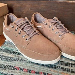 Etnies Dory leather shoes, brand new!